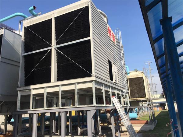 100吨冷却塔每天、每小时耗水量